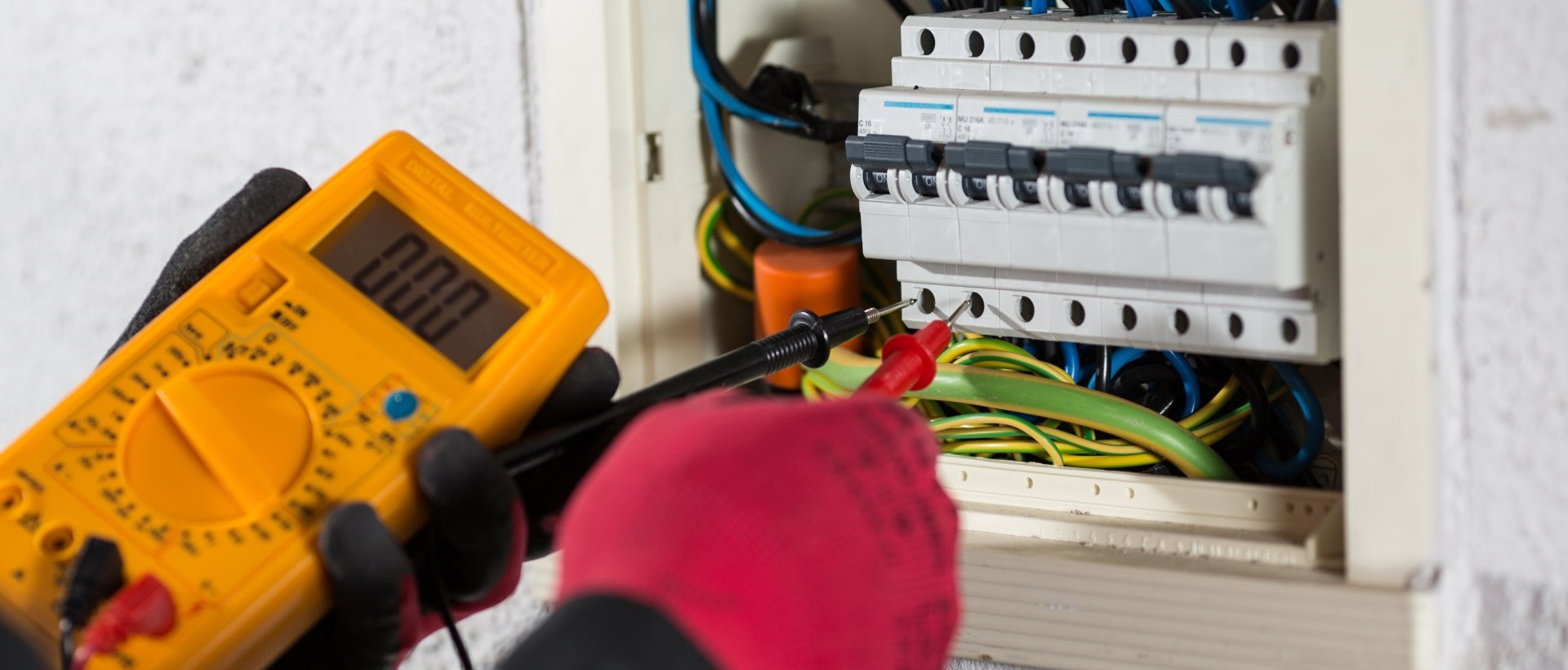 Electricians N13