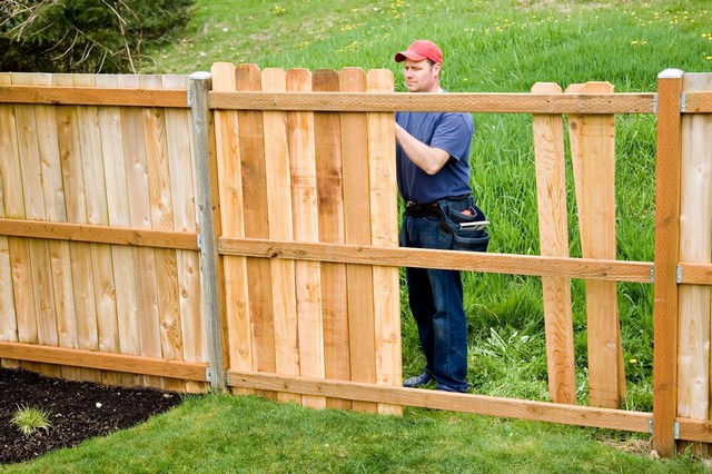Fencing Palmers Green, N13